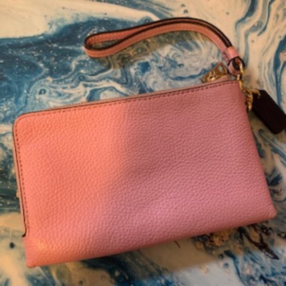 COACH - Picture 2 of 2